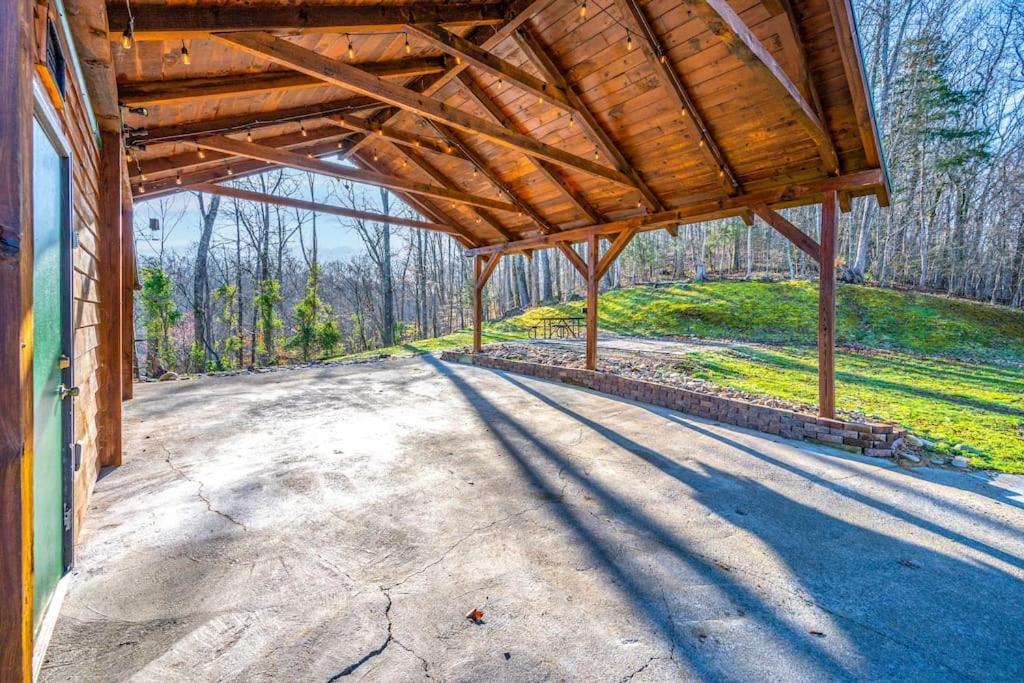 Dog Friendly! Views! Hot Tub! Close To Pf! Gsmnp 세비어빌 외부 사진