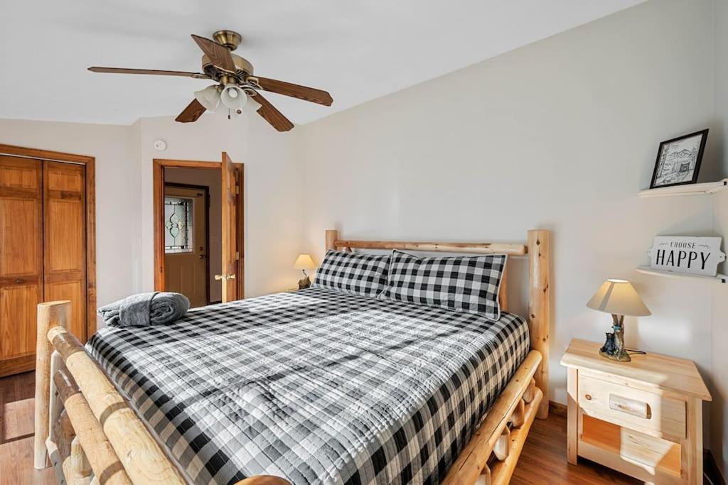 Dog Friendly! Views! Hot Tub! Close To Pf! Gsmnp 세비어빌 외부 사진